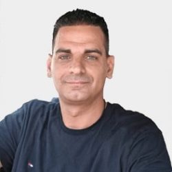 eyal2